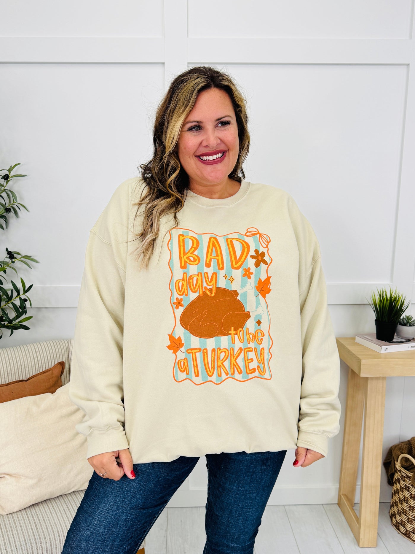 Bad Day To Be A Turkey Graphic Crewneck Graphic Sweatshirt