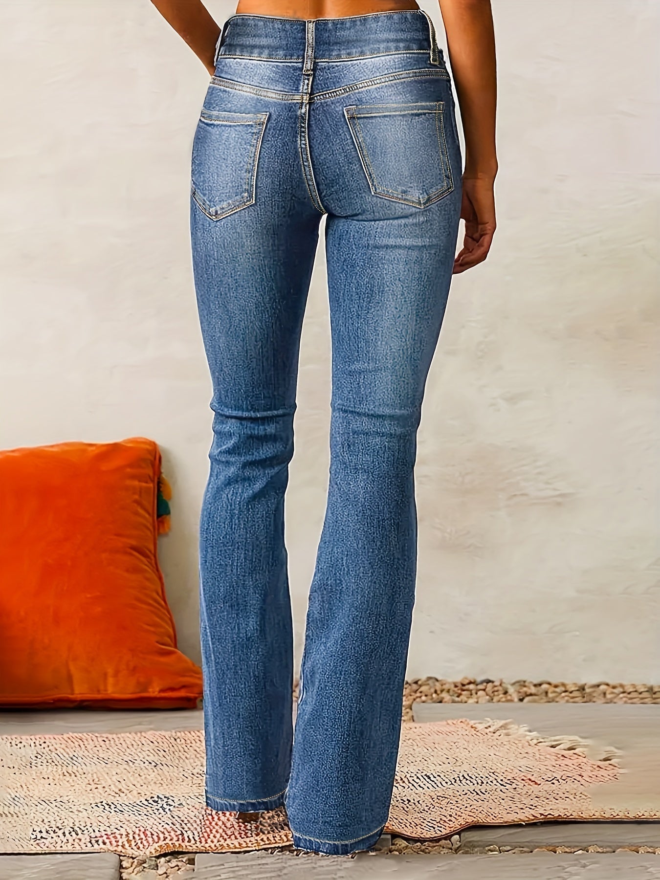 Aya - Fitted Stretch Jeans