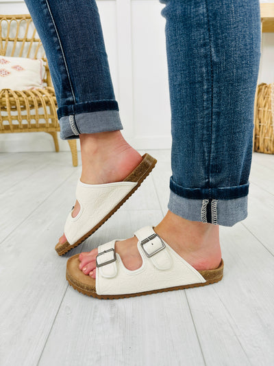 Buckled Style Sandals in White