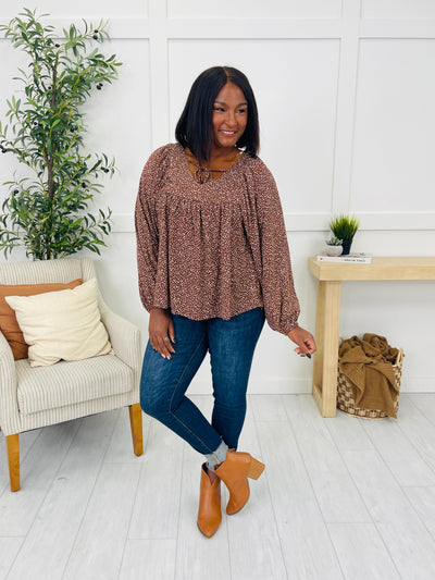 Blooming Hour Top in Mocha