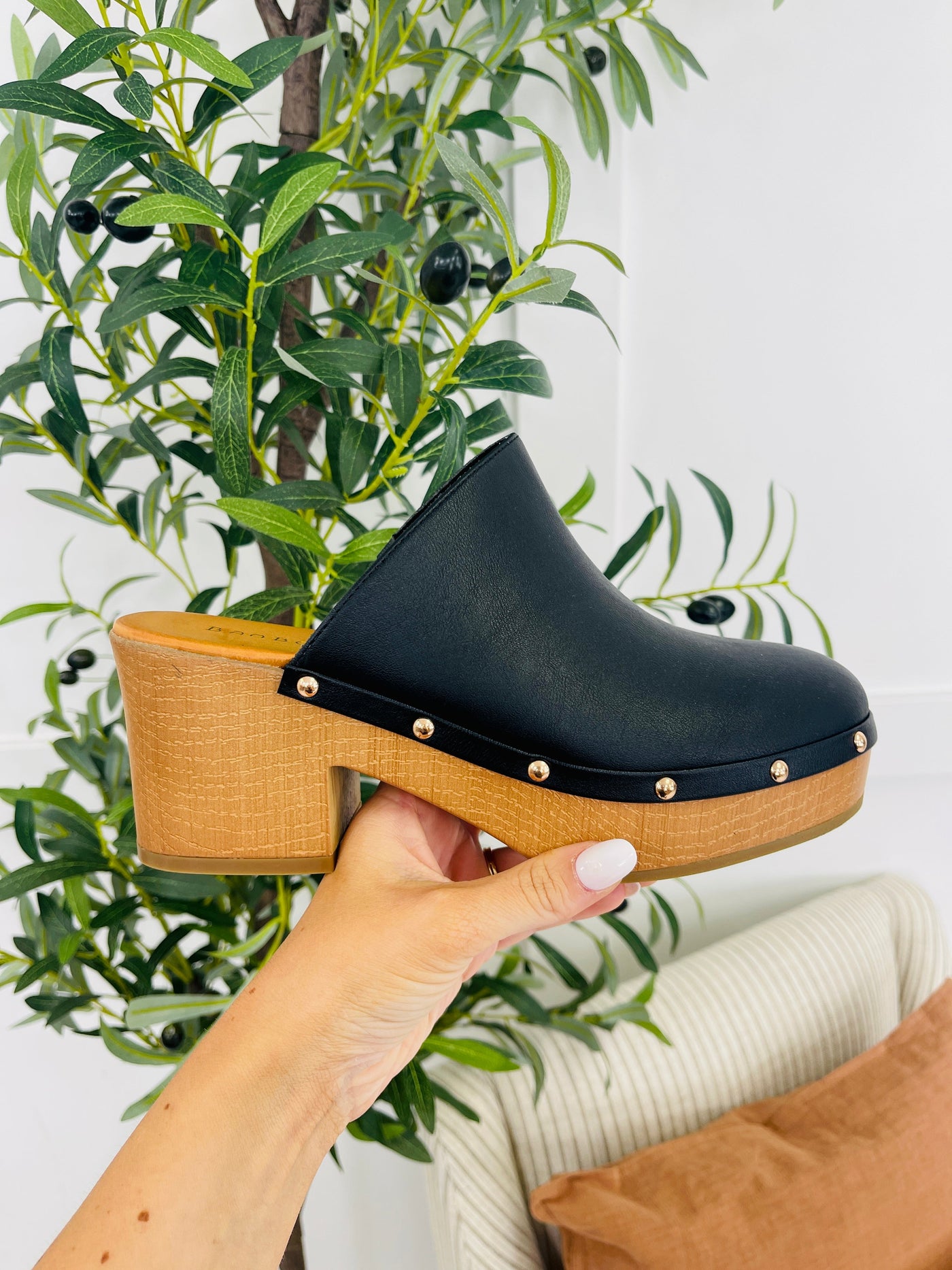 All Set To Strut Clogs in Black