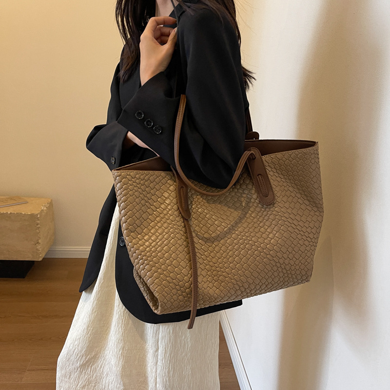 Arden Weave Tote